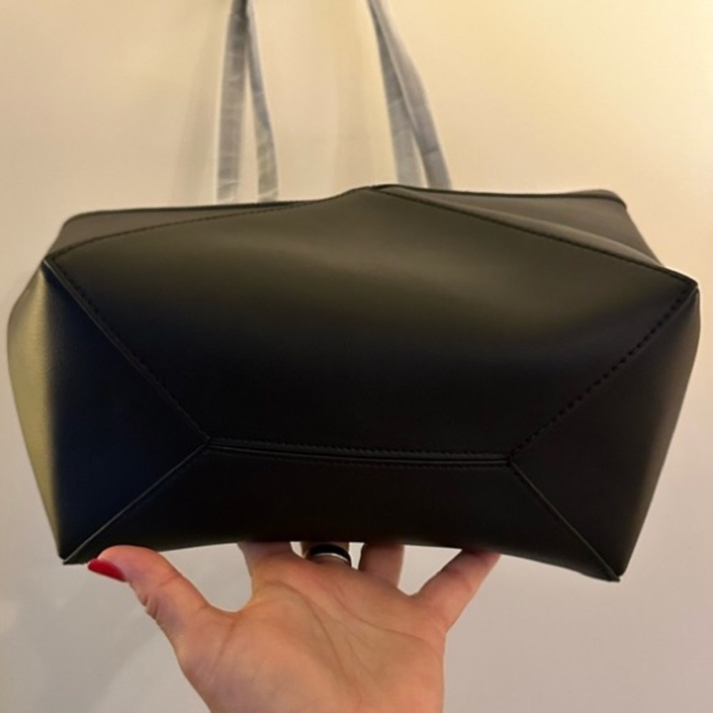 L💥E💥W💥E Origami Style Handbag | Black Classic Mini Tote - Picture 2 of 10